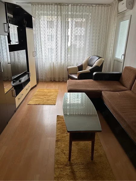 Crangasi, apartament cu 4 camere, 5 min. pana la metrou,